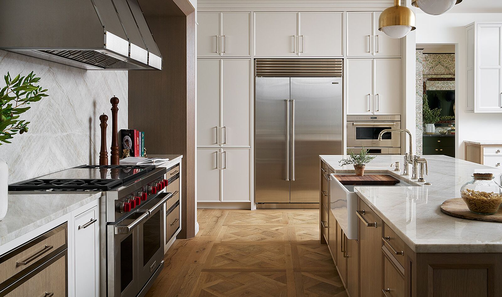 Plain & Fancy Custom Cabinetry Plain & Fancy Custom Cabinetry